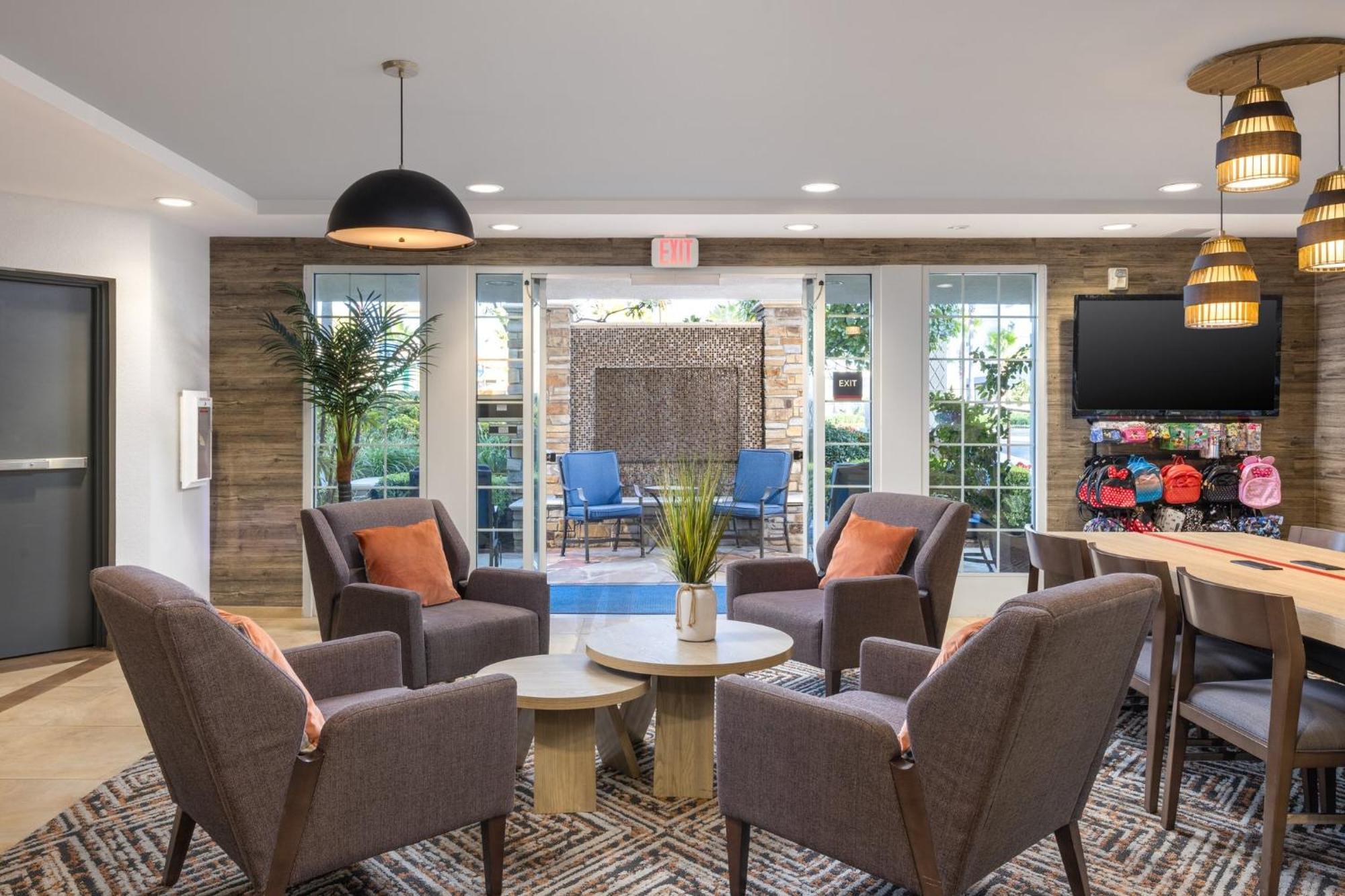 Candlewood Suites Anaheim - Resort Area By Ihg Exterior foto
